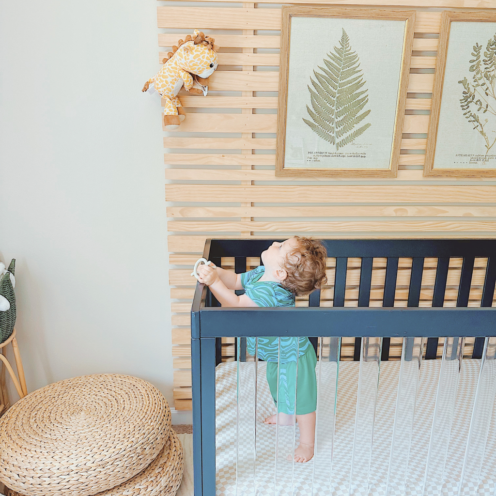 Infanttech zooby® baby monitor featuring Jordan Giraffe plush toy with colorful details for soothing and entertainment.