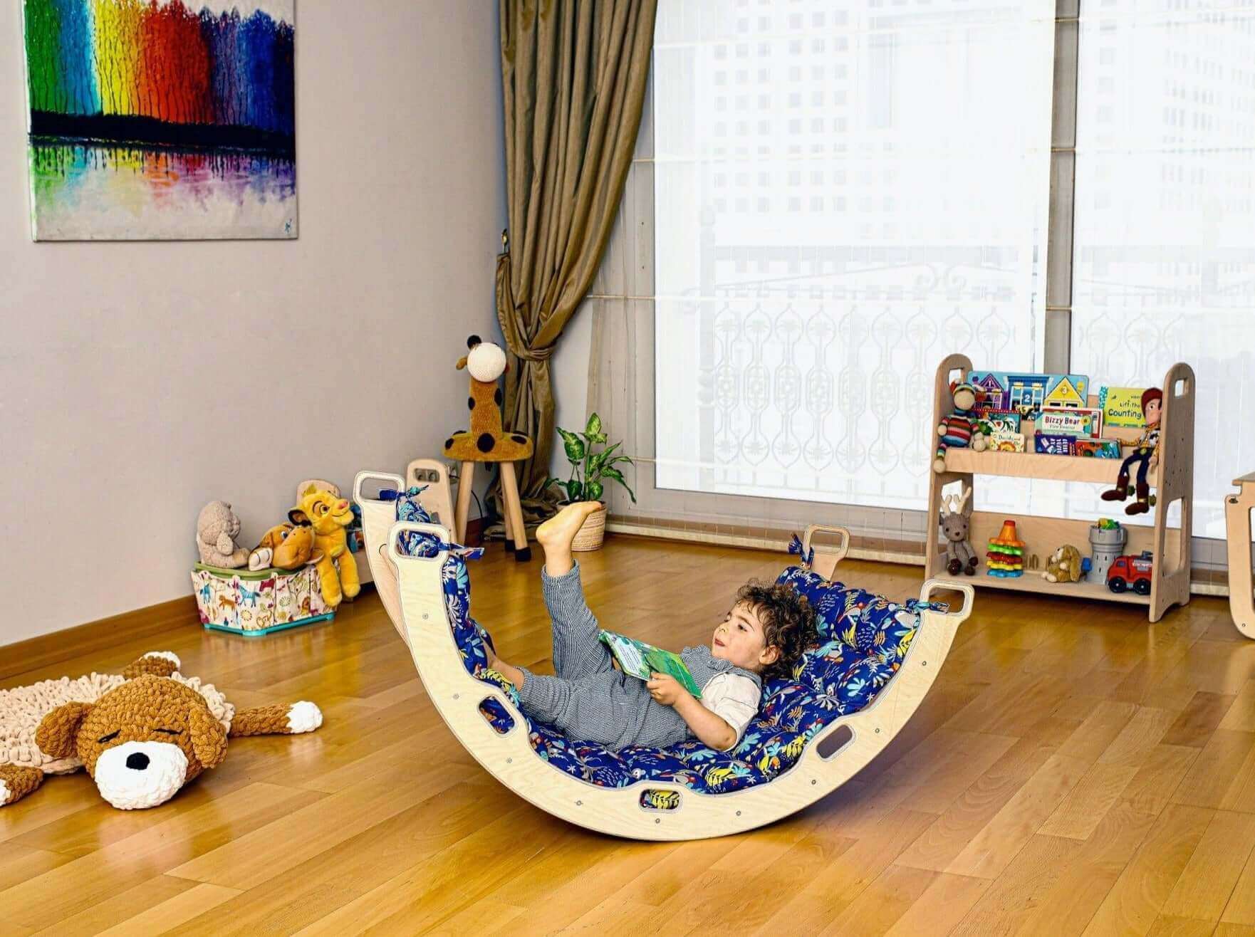 Pillow for Medium Climbing Arch-4